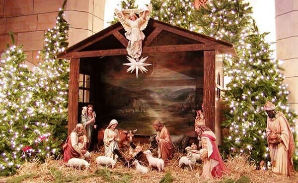 Presépio de Natal | Significado, como fazer 4 presepio de natal com luzes